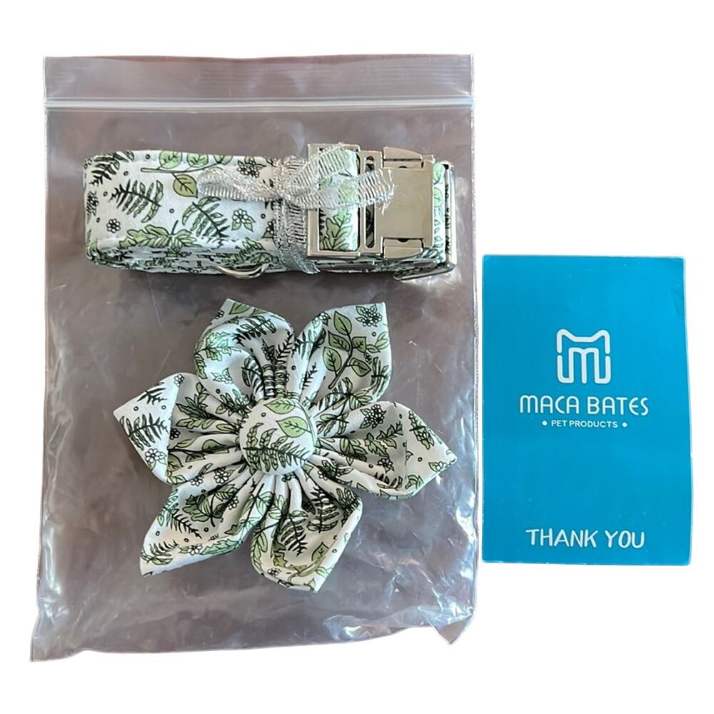 Maca Bates Green Foliage Adjustable Collar with Removable Bow Large Dog